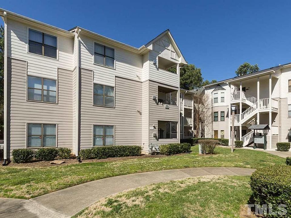 1st image of 600 Audubon Lake Dr APT 3A33