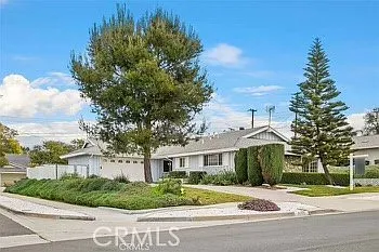 6200 Academy Ave Photo 1