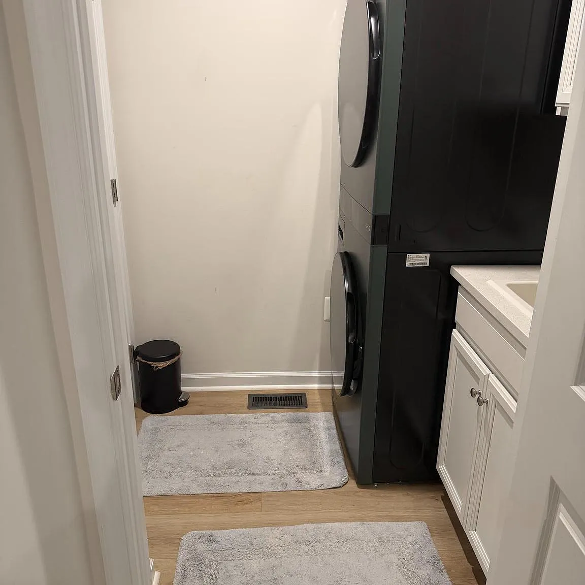 3 bed, 2.5 bath, 1514 sqft, $2,750 — Photo 3