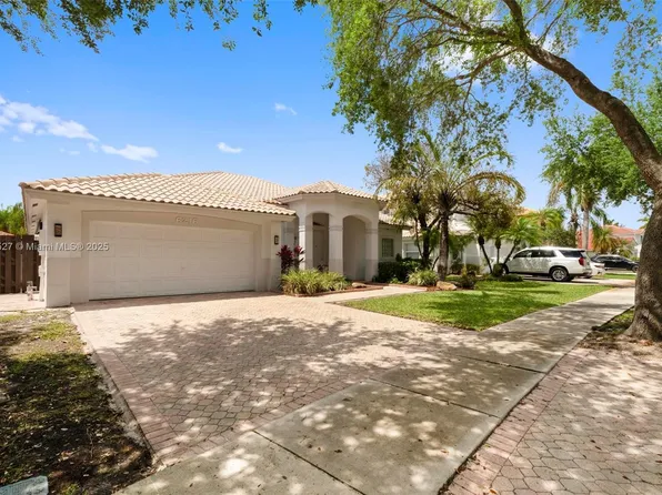 6216 NW 113th Ct, Doral, FL 33178