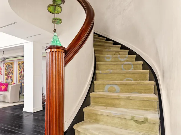 1 Beekman Place image 13 of 30