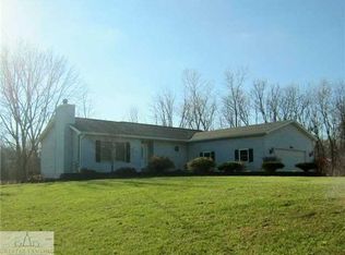 161 Winding Acres Ln, Eaton Rapids, MI 48827
