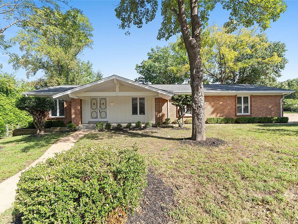 1st image of 12662 Whispering Hills Ln