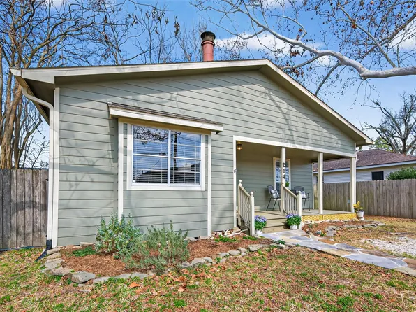 214 Texas St, Tomball, TX 77375