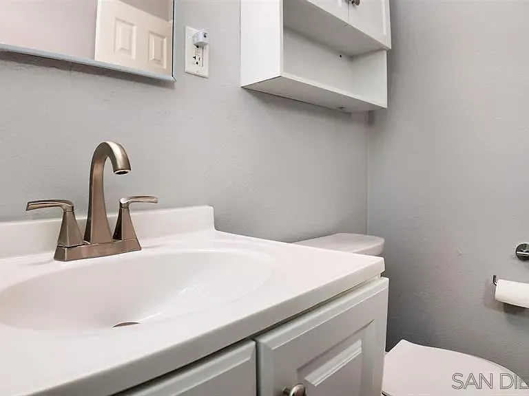 3934 1/2 Marine View Ave — Photo 18