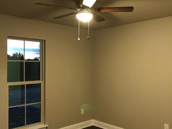 5th image of 5412 Belaire Cir