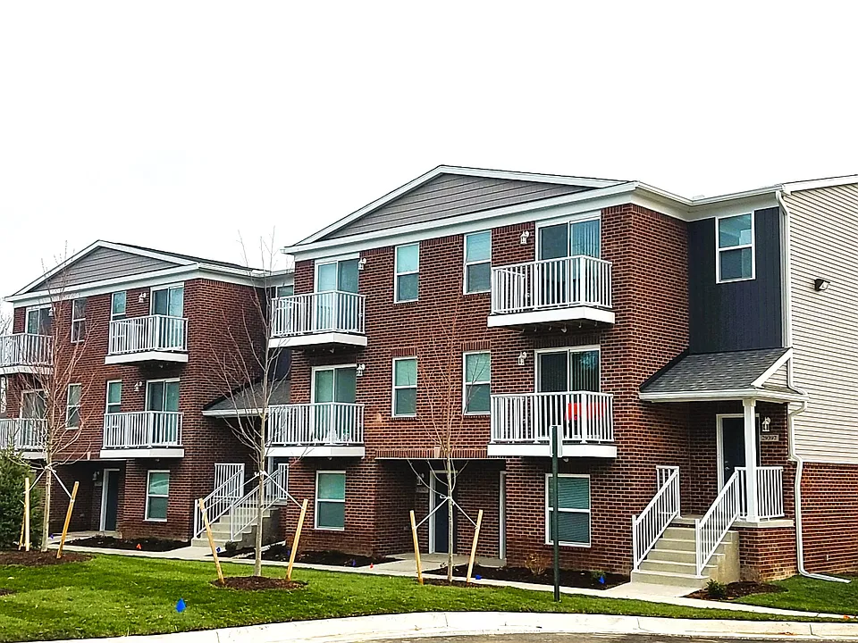 Recently built townhome - 3 bed/2 bath end unit