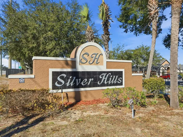 Silver Hills Apartments