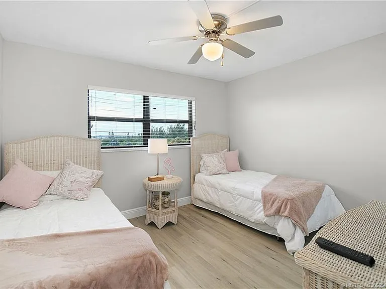 10310 S Ocean Dr #504 — Photo 28