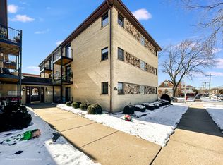 7623 W Altgeld St #3NW, Elmwood Park, IL 60707