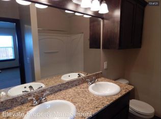 2202 Kintyre Rd, Yukon, OK 73099