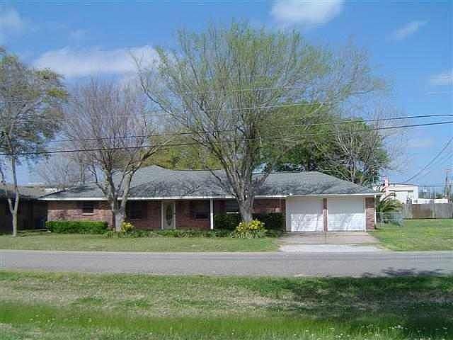 2nd image of 126 Jerry Dr