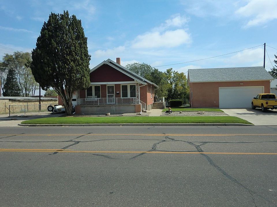 1st image of 418 E Orman Ave