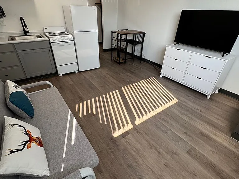The McCoy at 8035 Apartments - Clive — Photo 10