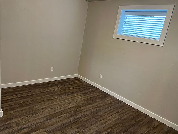 4th image of 1055 NE Klamath Ave #1057