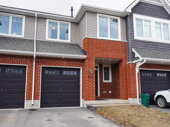 1123 Barrow Ave, Kingston, ON K7M 0G5