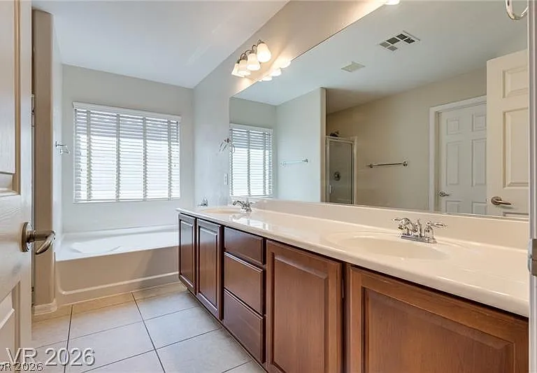 11824 Orense Dr — Photo 11