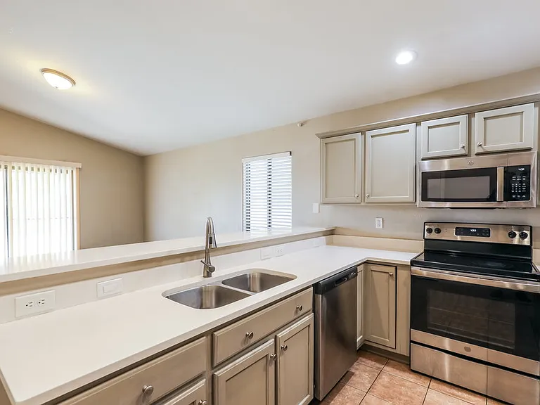 11320 W Cotton Bale Ln — Photo 7