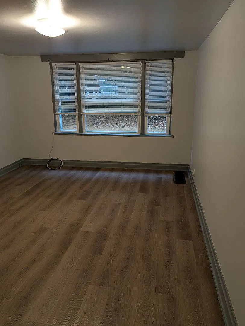 233 Boileau Place — Photo 4