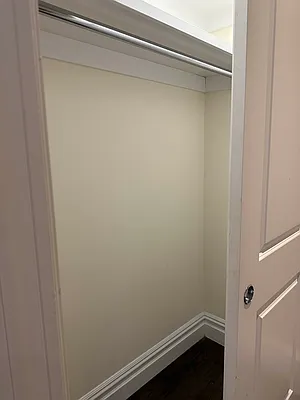 Rented by Avenues Real Estate | media 25