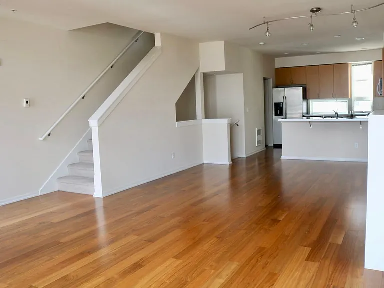 15175 NE 81st Way #104 — Photo 4