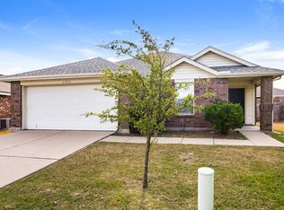 1520 Castle Ridge Rd, Fort Worth, TX 76140