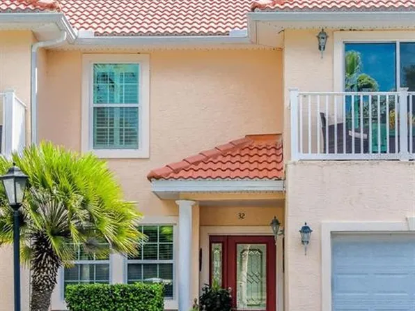 50 Palm Harbor Pkwy APT 32, Palm Coast, FL 32137