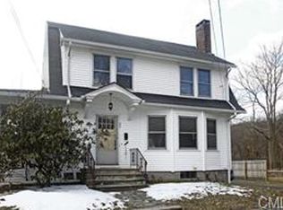 33 Wesley St, Ansonia, CT 06401