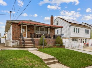 16227 97th St, Howard Beach, NY 11414