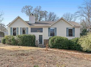 140 Southern Hills Dr, Calera, AL 35040