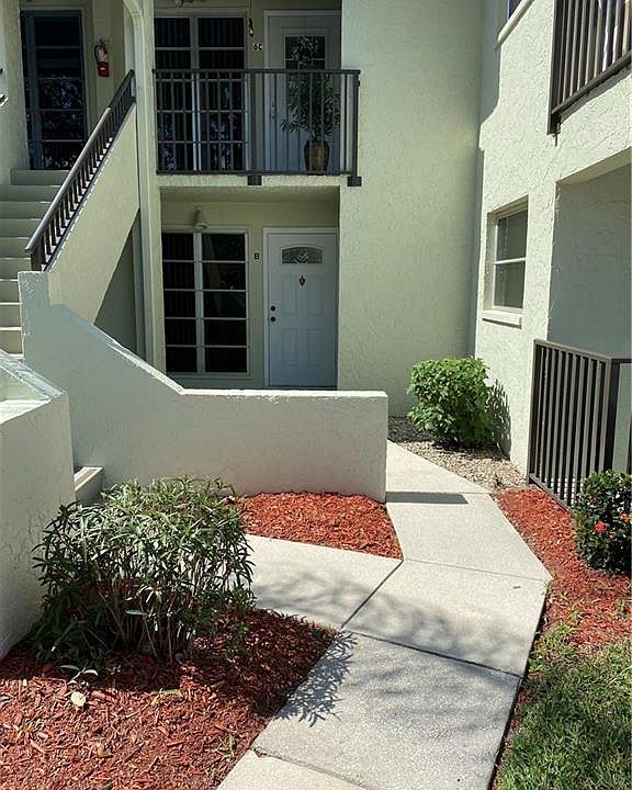 1st image of 7400 College Pkwy APT 6B