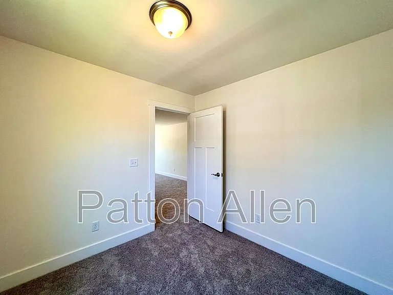 117 N Christie Ct — Photo 30
