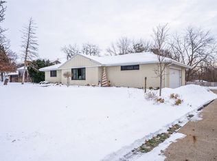 713 17th Ave SW, Altoona, IA 50009