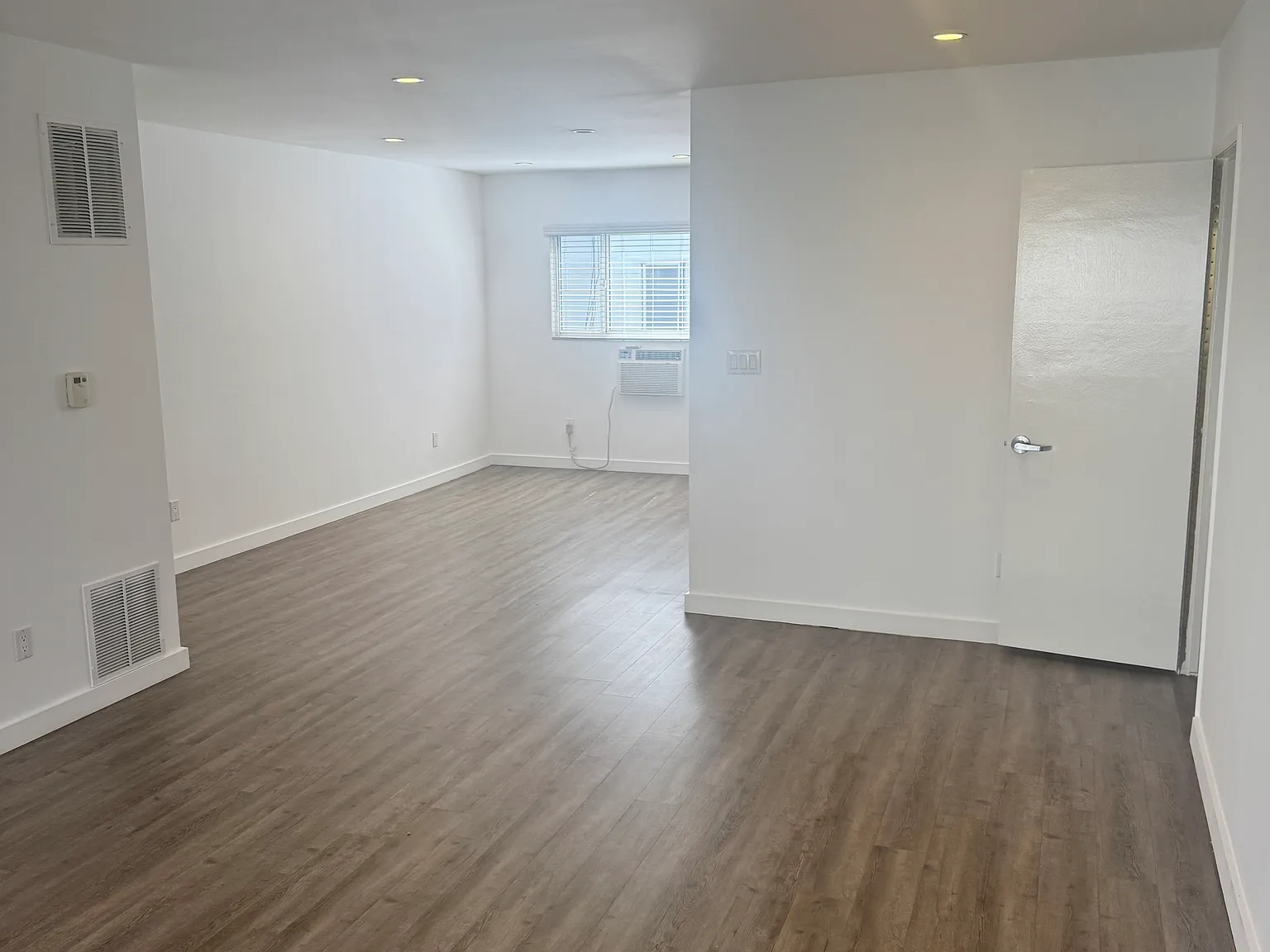 1 bed, 720 sqft, $3,195 — Photo 2