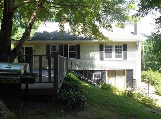 12 South St, Cherry Valley, MA 01611