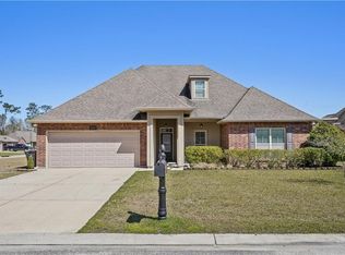 28323 Loiret Ct, Ponchatoula, LA 70454
