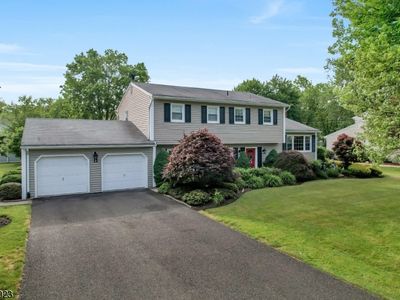 12 Stafford Rd, Parsippany, NJ, 07054