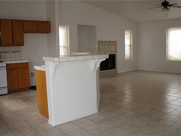 4th image of 1849 Bluebonnet Blvd