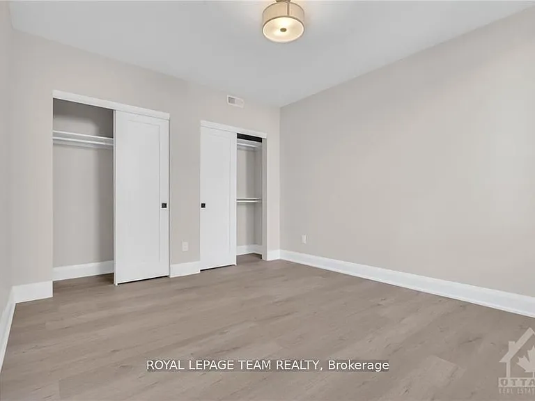 58 Florence St #4 — Photo 13