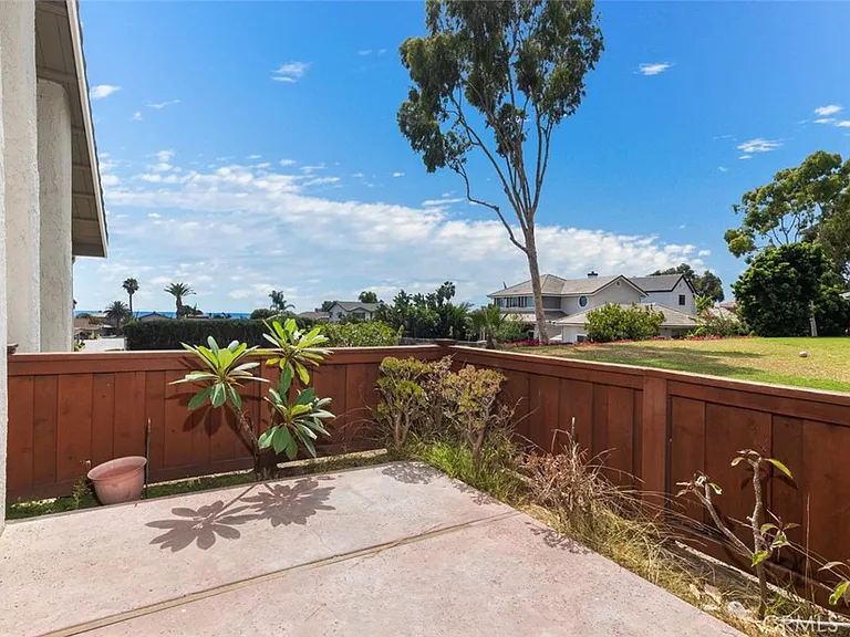 3331 Calle La Veta — Photo 39