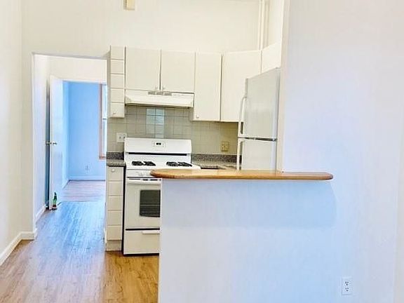 5th image of 182A Eckford St #2F