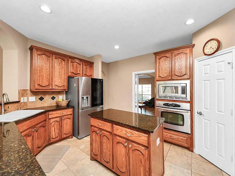 706 River Delta Ln — Photo 13