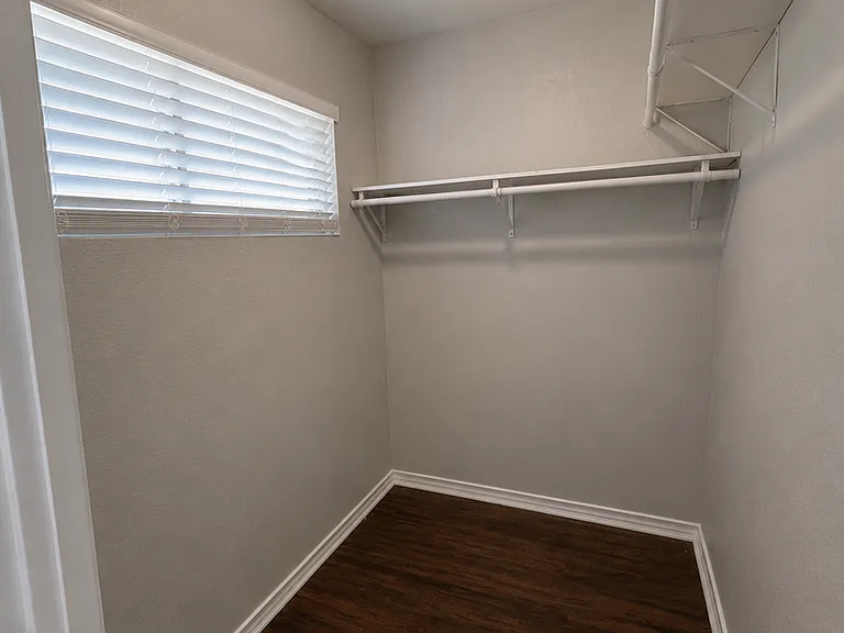 123 Harwood Dr — Photo 14