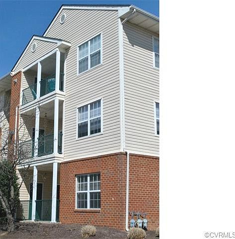 1st image of 800 Brassie Ln APT D