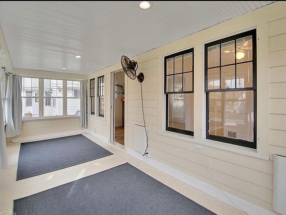 5th image of 1551 Prospect Ave