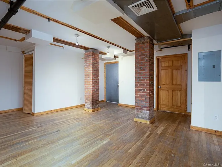 325 Lafayette St #1001 — Photo 11