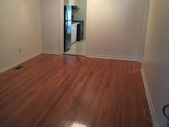 2nd image of 810 Martin St #810