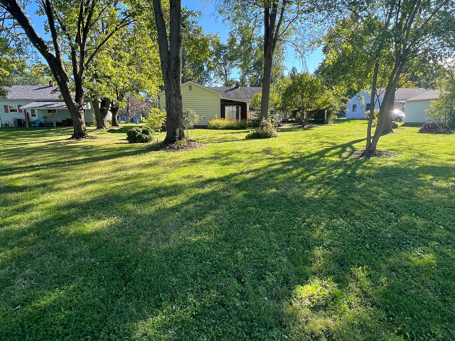 Durst Dr, Warren — Photo 3