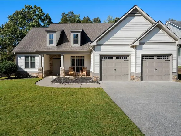 14 Maple Grove Dr, Adairsville, GA 30103