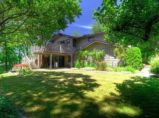 4005 80th Ave SE, Mercer Island, WA 98040